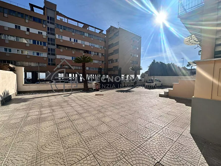 Immagine 1 di Appartamento in vendita  in via manzoni 140 a Napoli