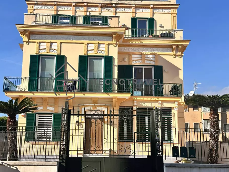 Immagine 6 di Appartamento in vendita  in via manzoni 140 a Napoli