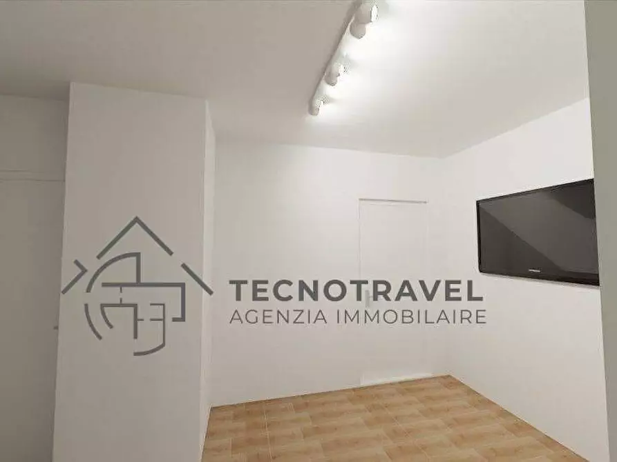 Immagine 6 di Appartamento in vendita  in via baffi 15 a Napoli