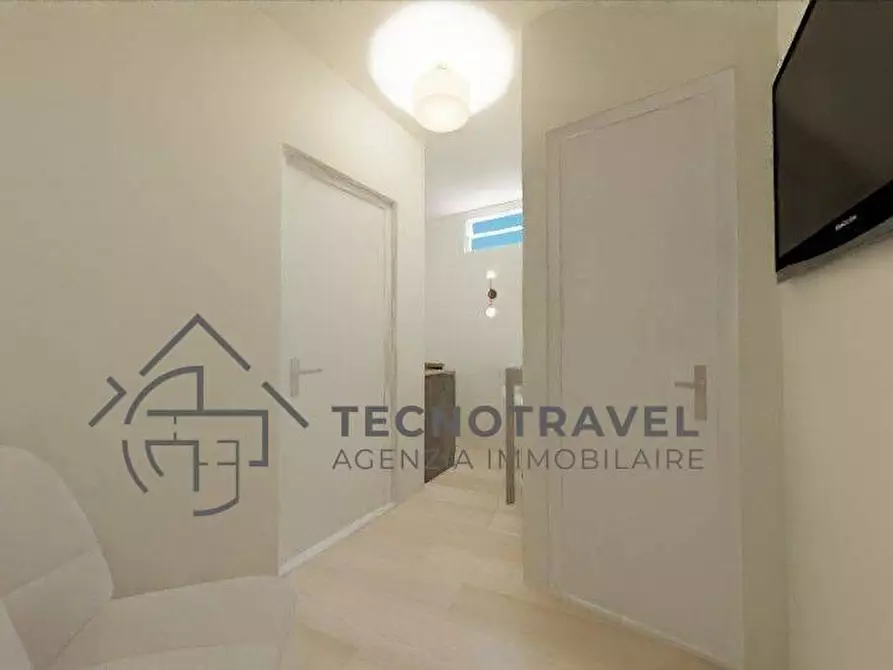 Immagine 7 di Appartamento in vendita  in via baffi 15 a Napoli