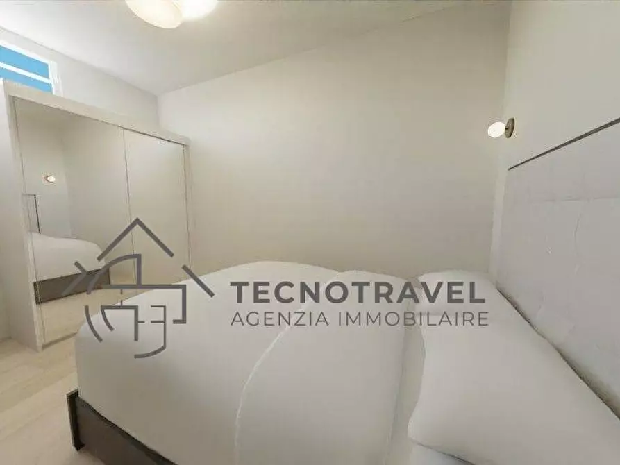 Immagine 11 di Appartamento in vendita  in via baffi 15 a Napoli