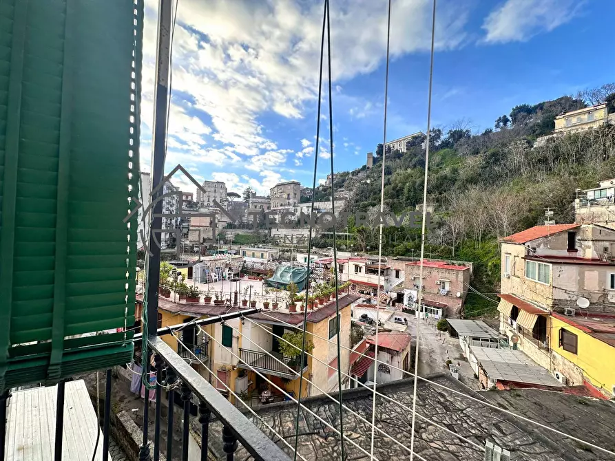 Immagine 8 di Appartamento in vendita  in Salita Moiariello 81 a Napoli