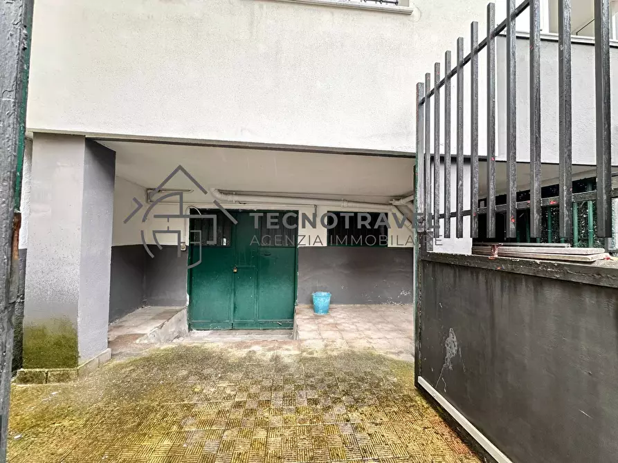 Immagine 5 di Locale commerciale in affitto  in via pietro colletta 27 a Casavatore