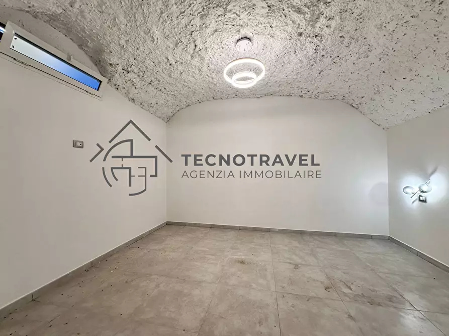 Immagine 3 di Appartamento in vendita  in Via Pasquale Baffi 15 a Napoli