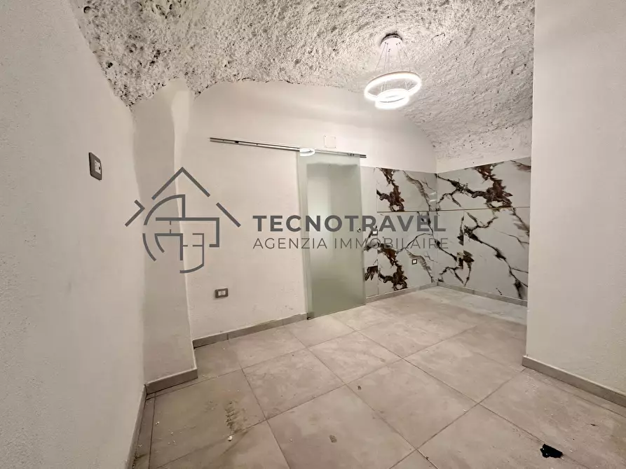 Immagine 1 di Appartamento in vendita  in Via Pasquale Baffi 15 a Napoli