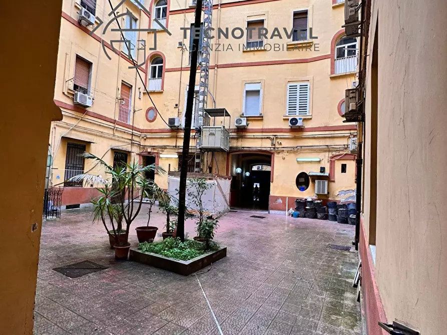 Immagine 13 di Appartamento in vendita  in Via Pasquale Baffi 15 a Napoli
