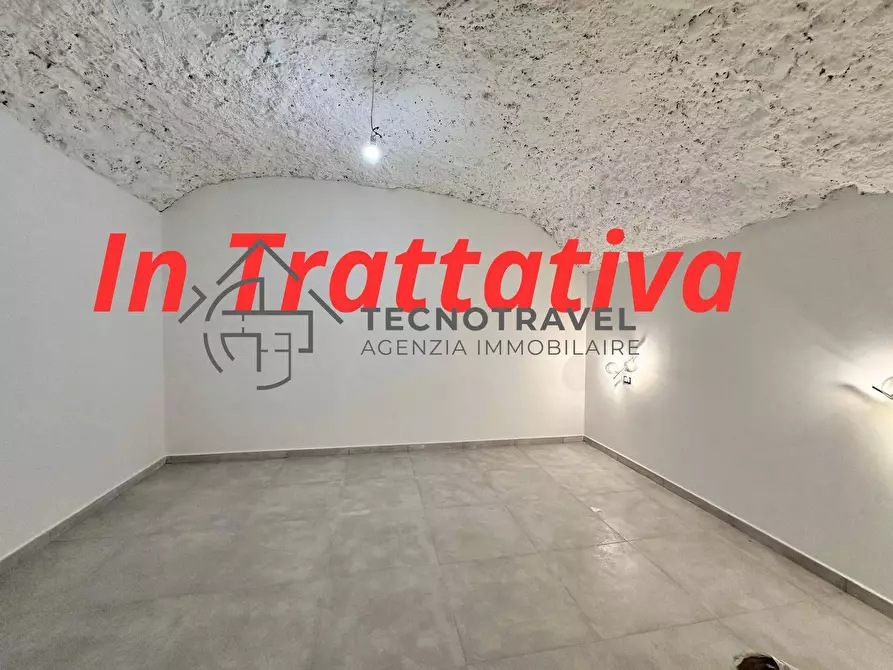 Immagine 1 di Appartamento in vendita  in Via Pasquale Baffi 15 a Napoli