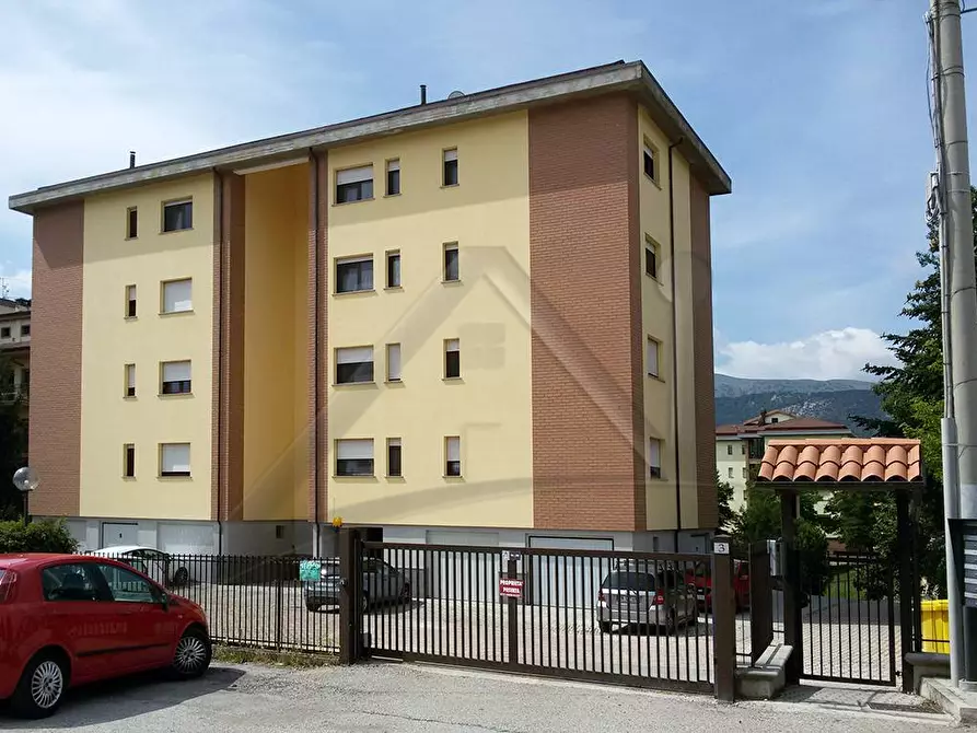 Immagine 1 di Appartamento in affitto  in Via Matteo Da Leonessa 3 a L'aquila