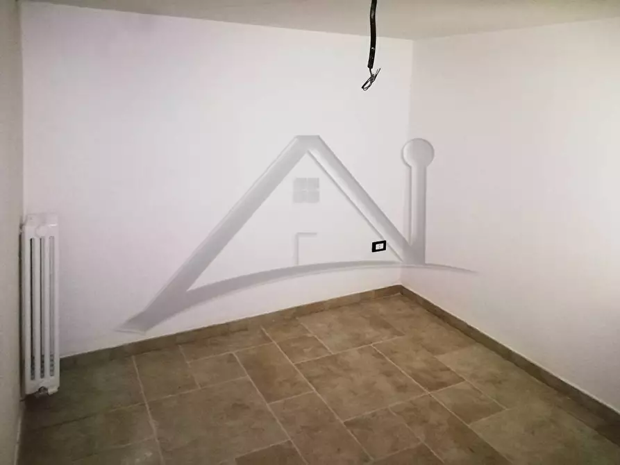 Immagine 7 di Locale commerciale in affitto  in Via Patini 69 a L'aquila