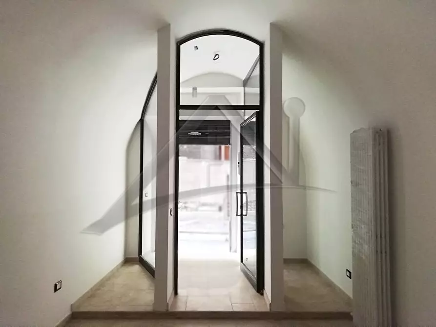 Immagine 14 di Locale commerciale in affitto  in Via Patini 69 a L'aquila