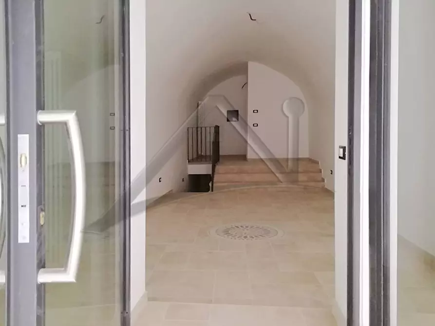 Immagine 3 di Locale commerciale in affitto  in Via Patini 69 a L'aquila