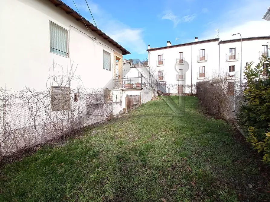 Immagine 26 di Casa indipendente in vendita  in Via Roma 6 a Acciano