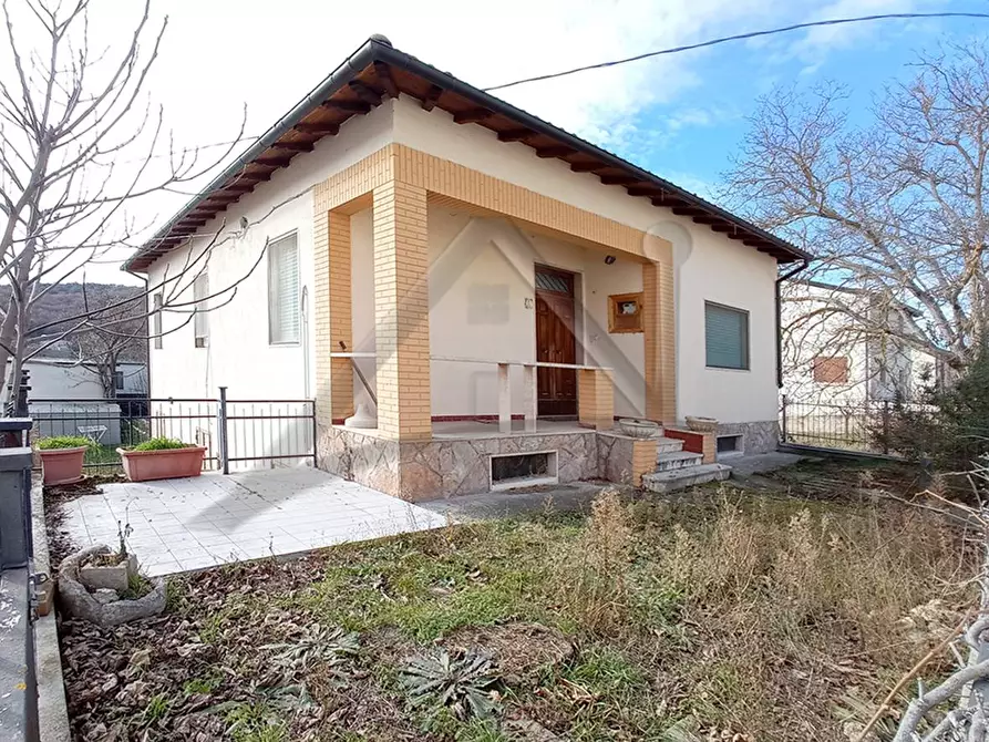 Immagine 29 di Casa indipendente in vendita  in Via Roma 6 a Acciano