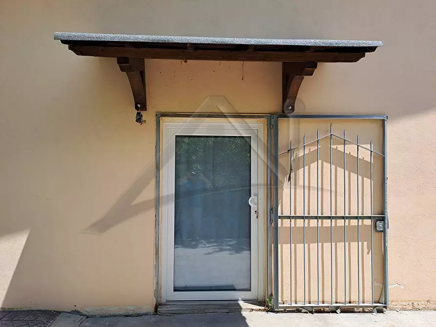 Immagine 3 di Casa indipendente in vendita  in Via Gualchiera a Acciano