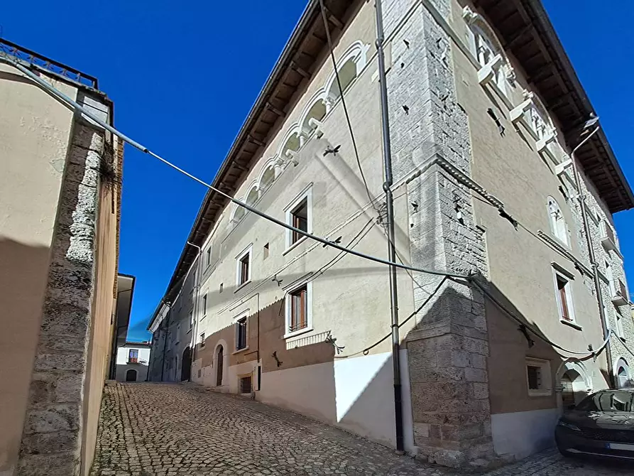 Immagine 1 di Appartamento in affitto  in Via Lepidi 12 a L'aquila