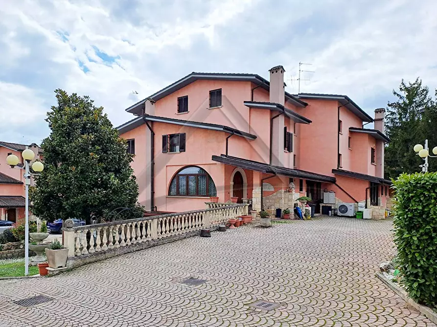 Immagine 1 di Villa in affitto  in Via Cappadocia 4 a L'aquila