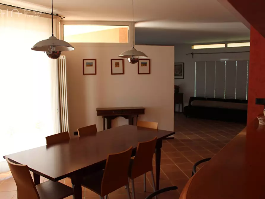 Immagine 33 di Villa in vendita  in Contrada Magazzini 18 a Ripatransone