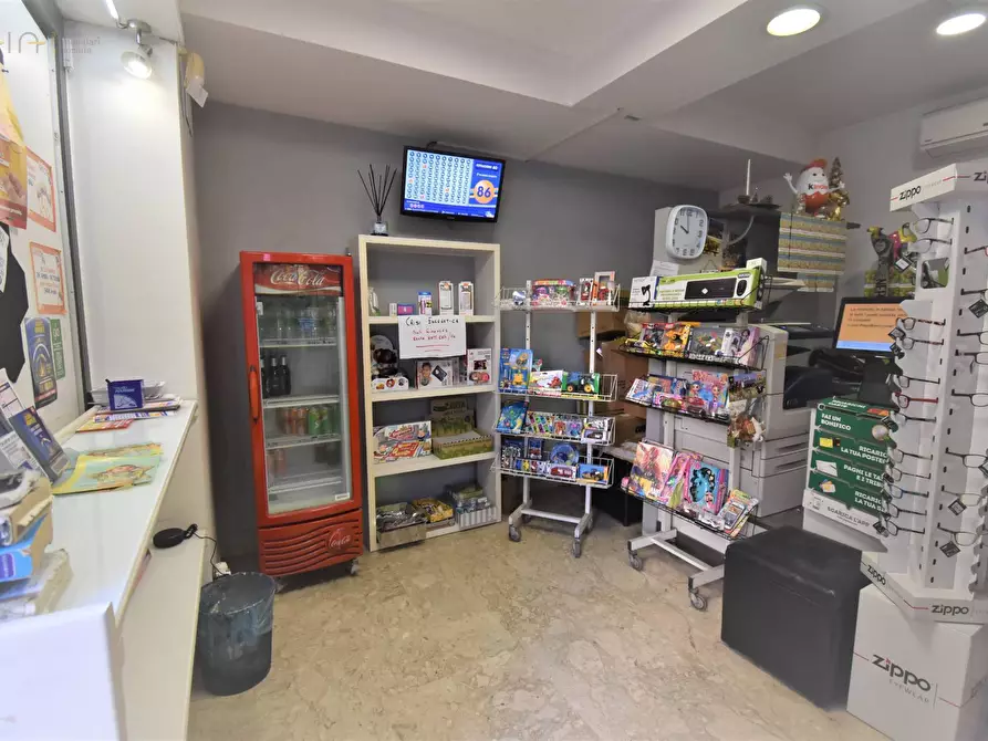 Immagine 1 di Attività commerciale in vendita  in Via Sabotino 70 a San Benedetto Del Tronto