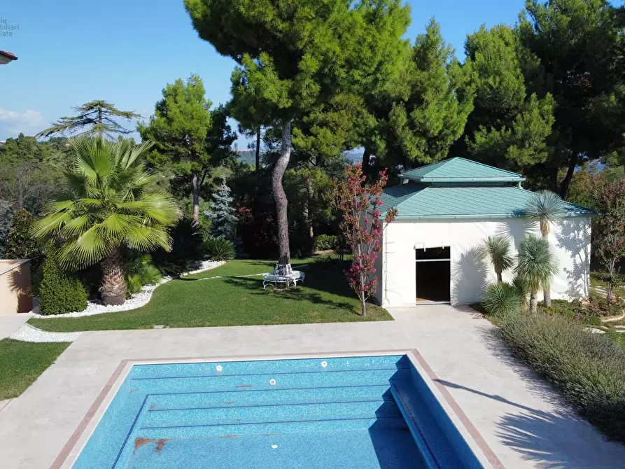 Immagine 27 di Villa in vendita  in Strada Provinciale Cuprense  (Contrada cabiano 19) 19 a Ripatransone