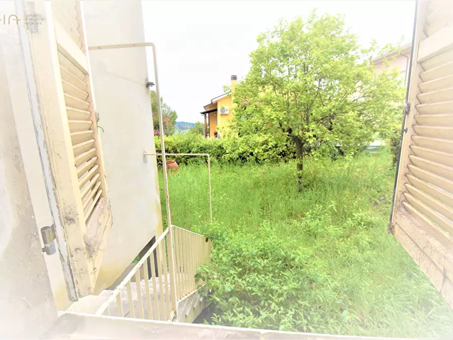 Immagine 18 di Casa indipendente in vendita  in Via A. Manzoni snc a Acquaviva Picena