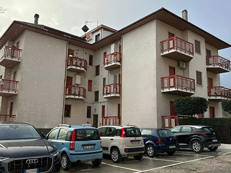 Immagine 1 di Appartamento in vendita  in Via Cuneo 55 a Folignano