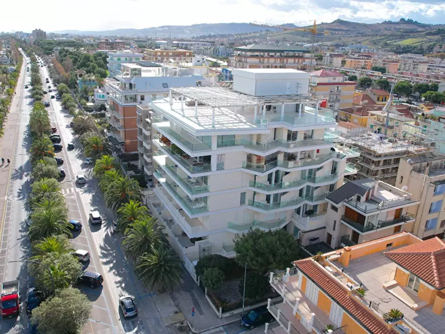 Immagine 20 di Appartamento in vendita  in Viale Marconi 46 a San Benedetto Del Tronto