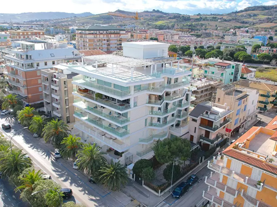 Immagine 41 di Appartamento in vendita  in Viale Marconi 46 a San Benedetto Del Tronto