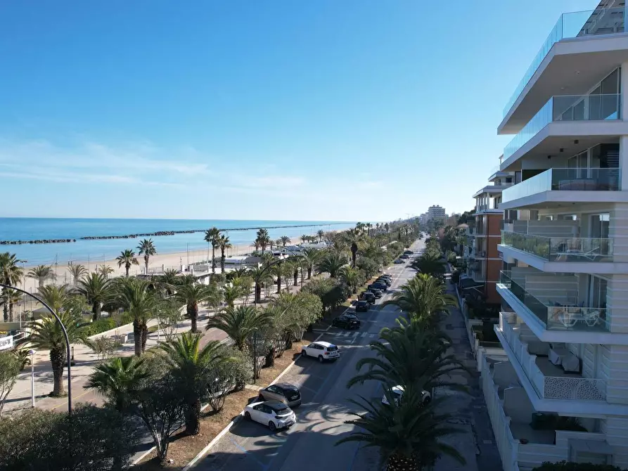 Immagine 2 di Appartamento in vendita  in Viale Marconi 46 a San Benedetto Del Tronto