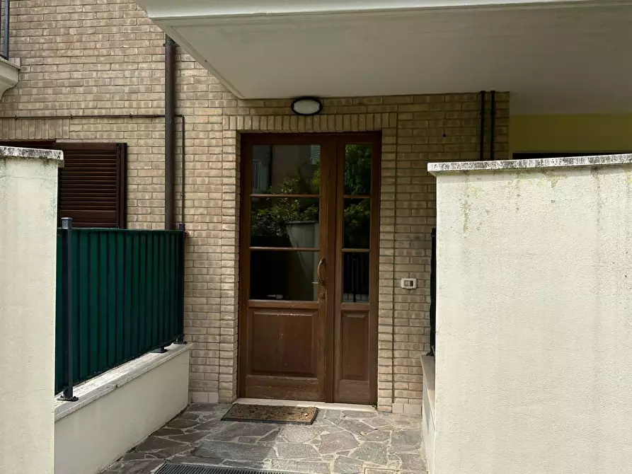 Immagine 3 di Appartamento in vendita  in via Cilea 103 a Grottammare