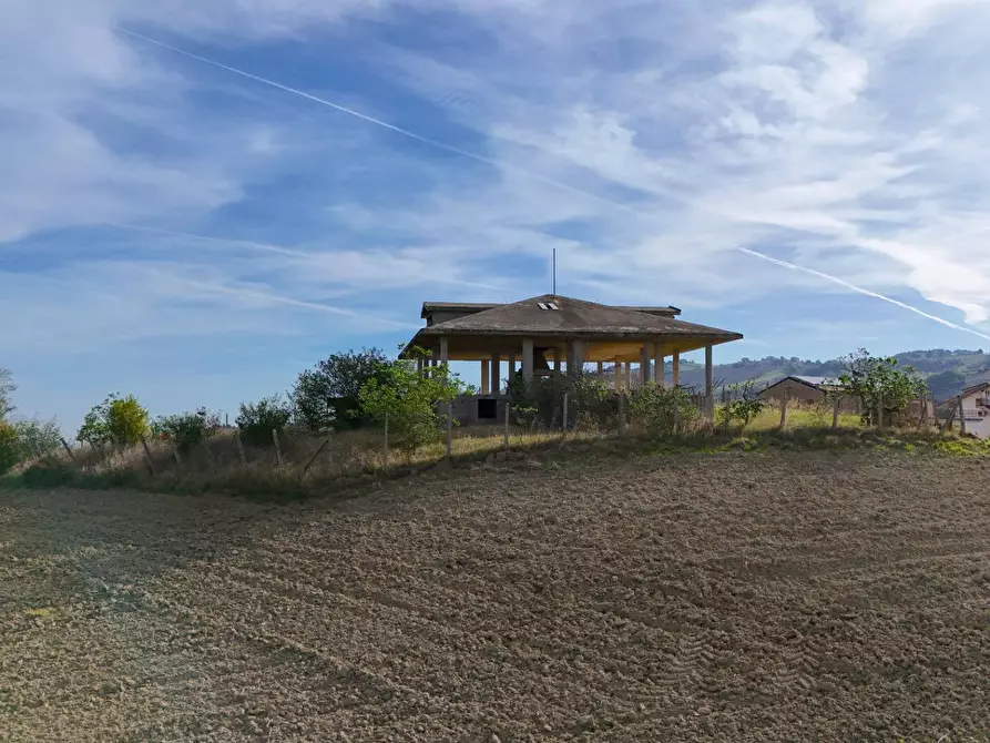 Immagine 23 di Villa in vendita  in Contrada Tronto (zona San Martino ) snc a Ancarano
