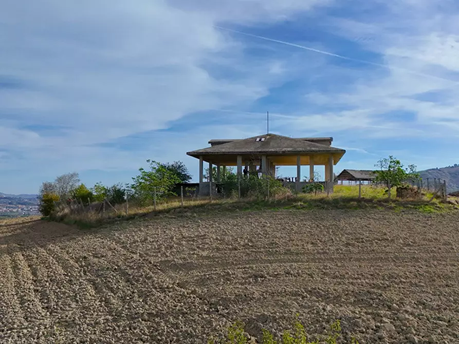 Immagine 28 di Villa in vendita  in Contrada Tronto (zona San Martino ) snc a Ancarano