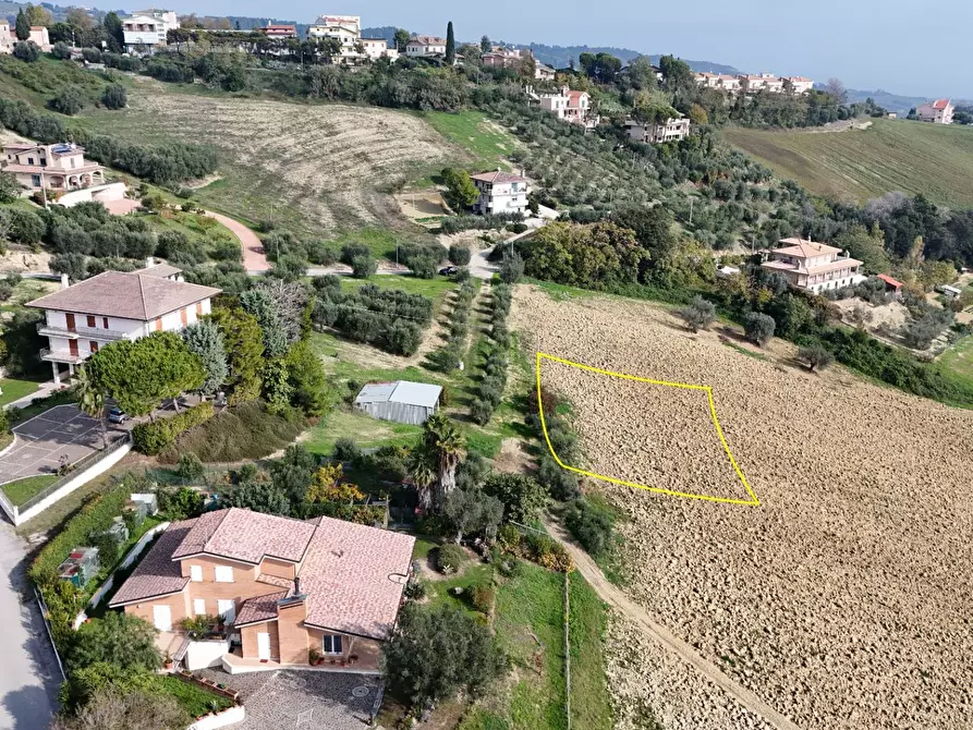 Immagine 19 di Terreno residenziale in vendita  in Contrada Monterone snc a Monteprandone