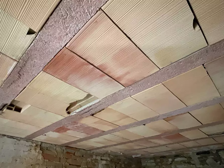 Immagine 36 di Casa indipendente in vendita  in Via Stringone 13 / 15 a Castignano