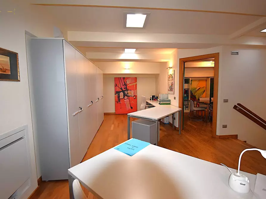 Immagine 23 di Ufficio in vendita  in Contrada San Giovanni snc a San Benedetto Del Tronto