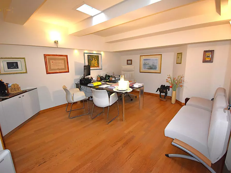 Immagine 25 di Ufficio in vendita  in Contrada San Giovanni snc a San Benedetto Del Tronto