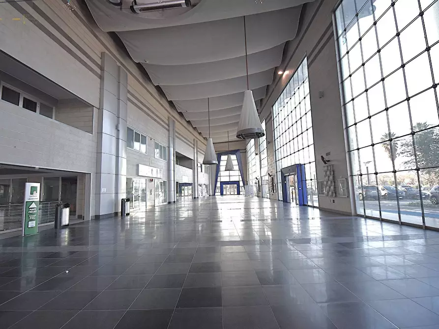 Immagine 41 di Ufficio in vendita  in Contrada San Giovanni snc a San Benedetto Del Tronto