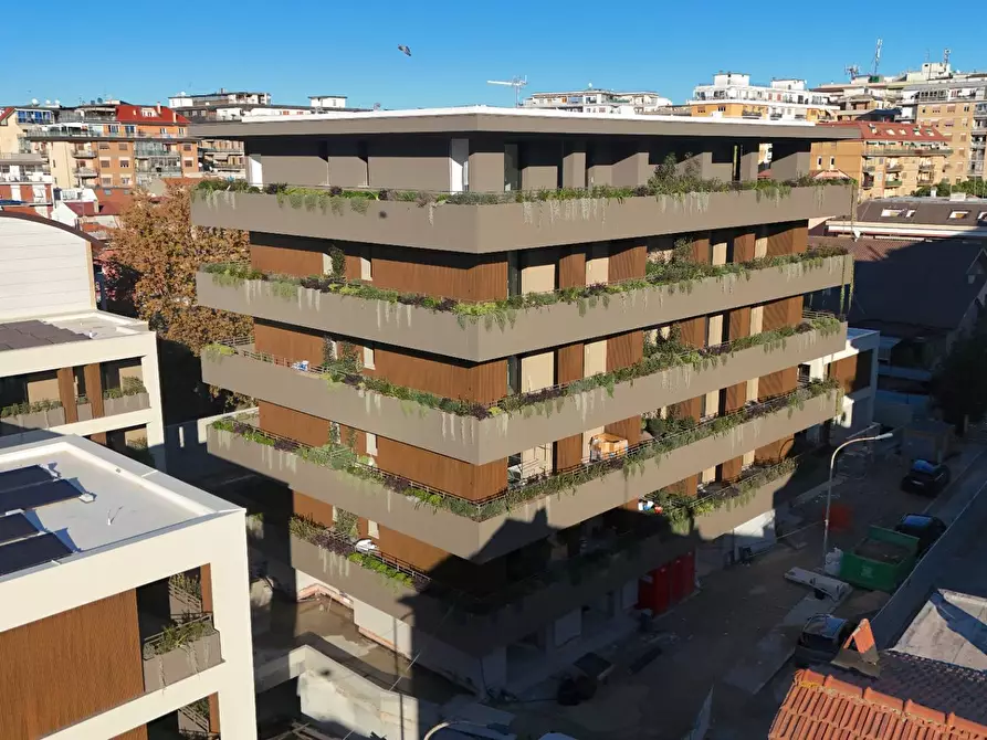 Immagine 52 di Appartamento in vendita  in Via Formentini 1 a San Benedetto Del Tronto