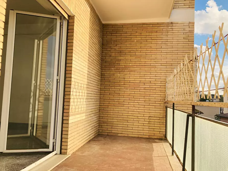 Immagine 5 di Appartamento in vendita  in Via Giovanni Della Casa 6 a Roma