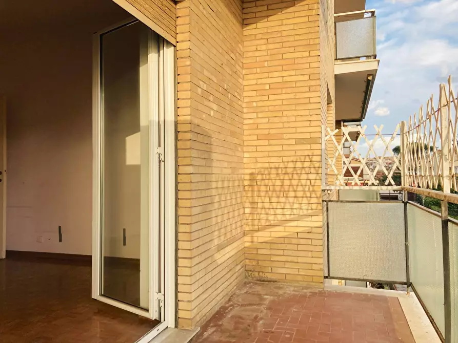 Immagine 8 di Appartamento in vendita  in Via Giovanni Della Casa 6 a Roma