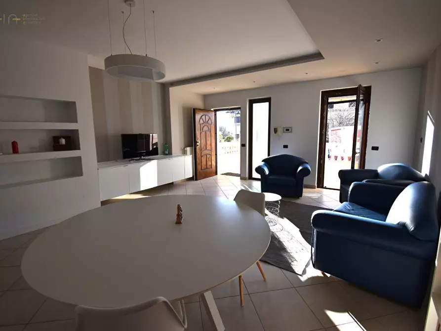 Immagine 5 di Appartamento in vendita  in Via Parignano a Nereto