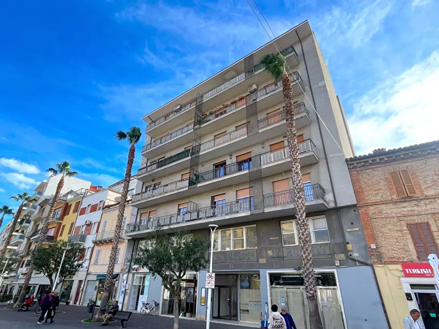 Immagine 7 di Appartamento in vendita  in Viale Secondo Moretti 12 a San Benedetto Del Tronto