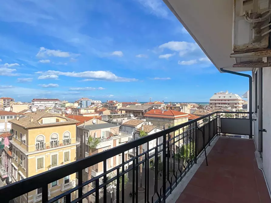 Immagine 16 di Appartamento in vendita  in Viale Secondo Moretti 12 a San Benedetto Del Tronto
