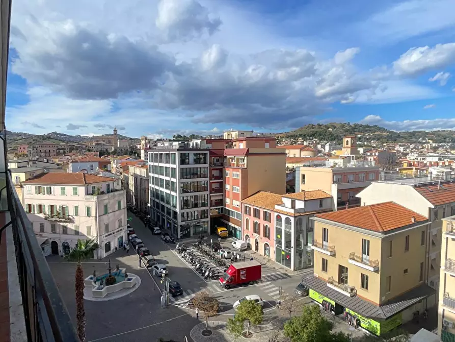 Immagine 19 di Appartamento in vendita  in Viale Secondo Moretti 12 a San Benedetto Del Tronto