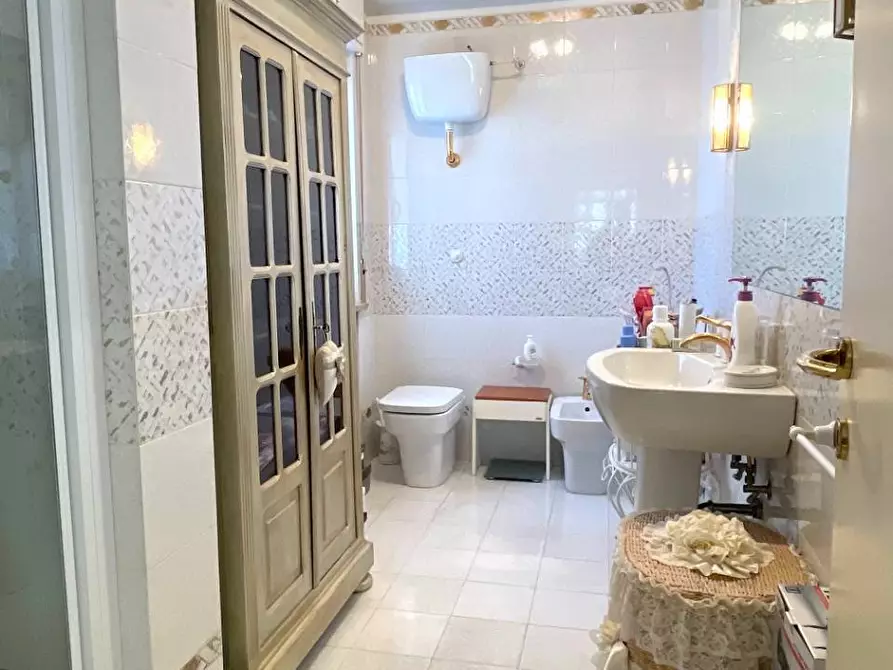 Immagine 27 di Appartamento in vendita  in Viale Secondo Moretti 12 a San Benedetto Del Tronto