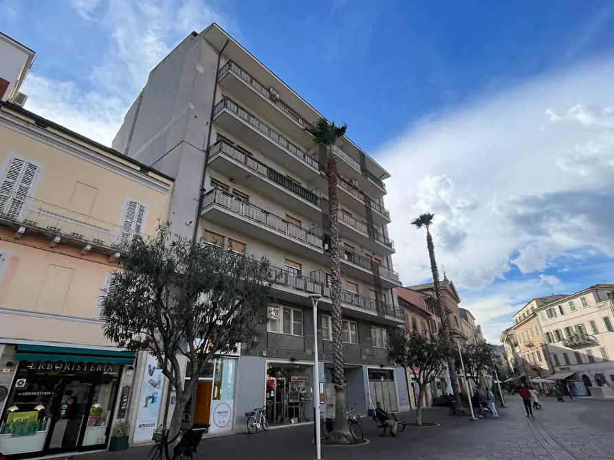 Immagine 1 di Appartamento in vendita  in Viale Secondo Moretti 12 a San Benedetto Del Tronto