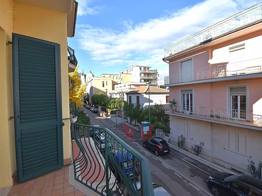 Immagine 8 di Ufficio in vendita  in Via Monte San Michele a San Benedetto Del Tronto