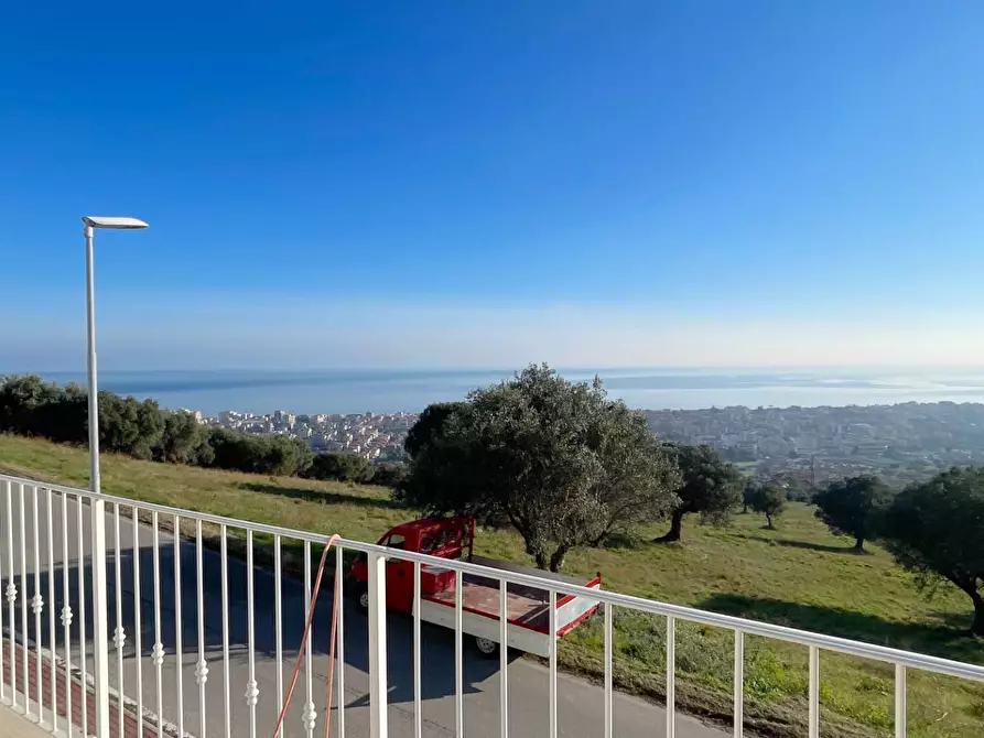 Immagine 22 di Villetta a schiera in vendita  in via vascello a Tortoreto