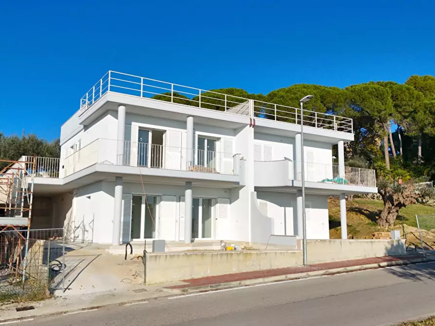 Immagine 11 di Villetta a schiera in vendita  in via vascello a Tortoreto