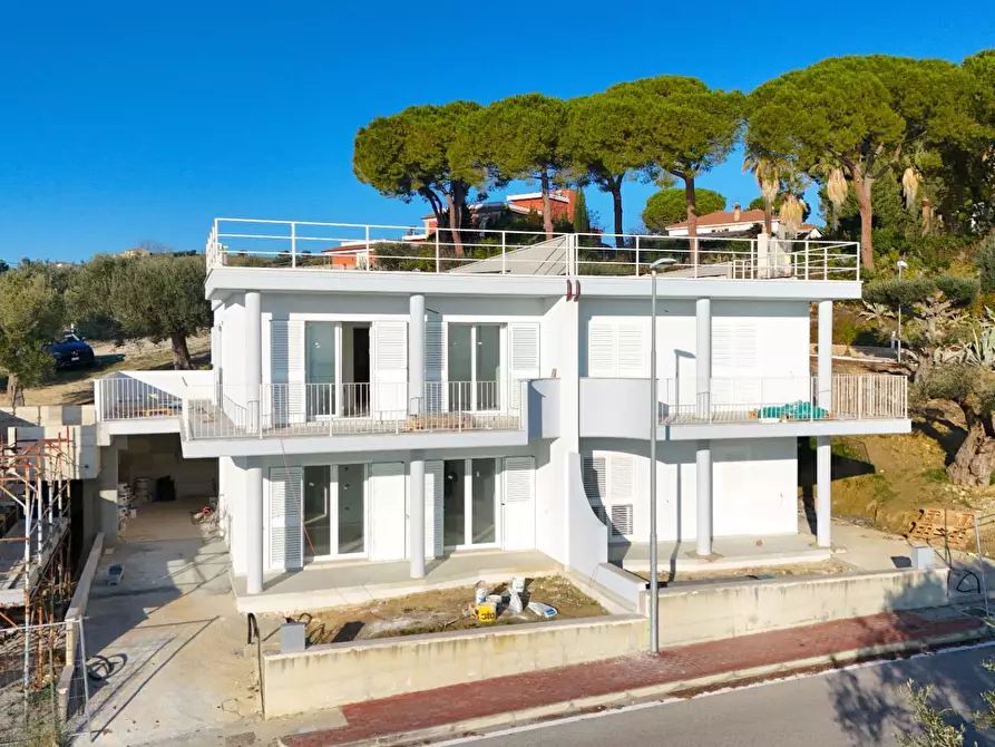 Immagine 9 di Villetta a schiera in vendita  in via vascello a Tortoreto