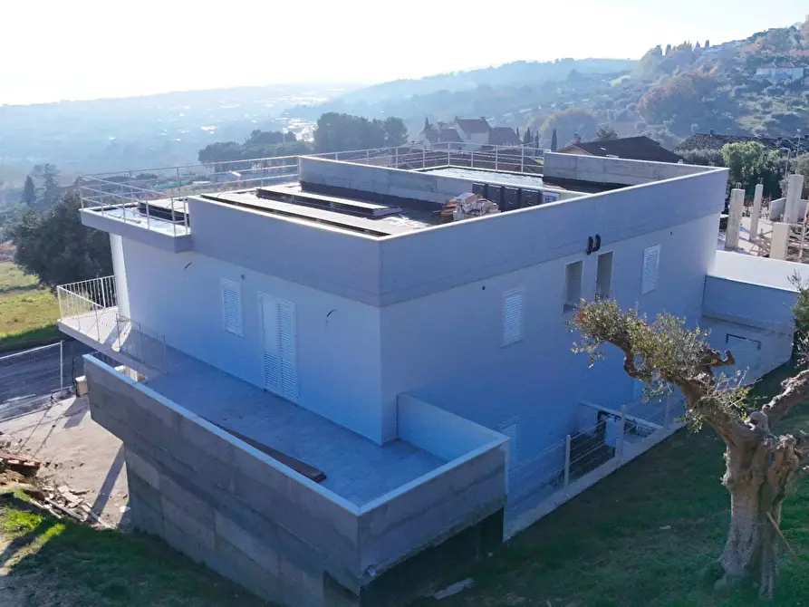 Immagine 8 di Villetta a schiera in vendita  in via vascello a Tortoreto